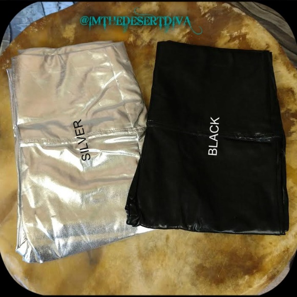 LAST ONE! Silver Faux Leather Leggings S/M - Picture 5 of 5